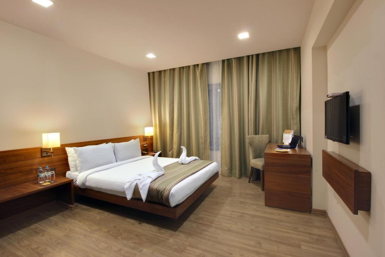 Temple Tree Hotel Shirdi Dış mekan fotoğraf