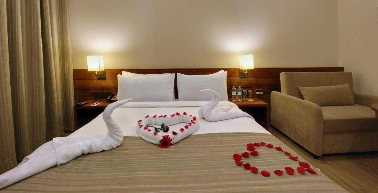 Temple Tree Hotel Shirdi Dış mekan fotoğraf