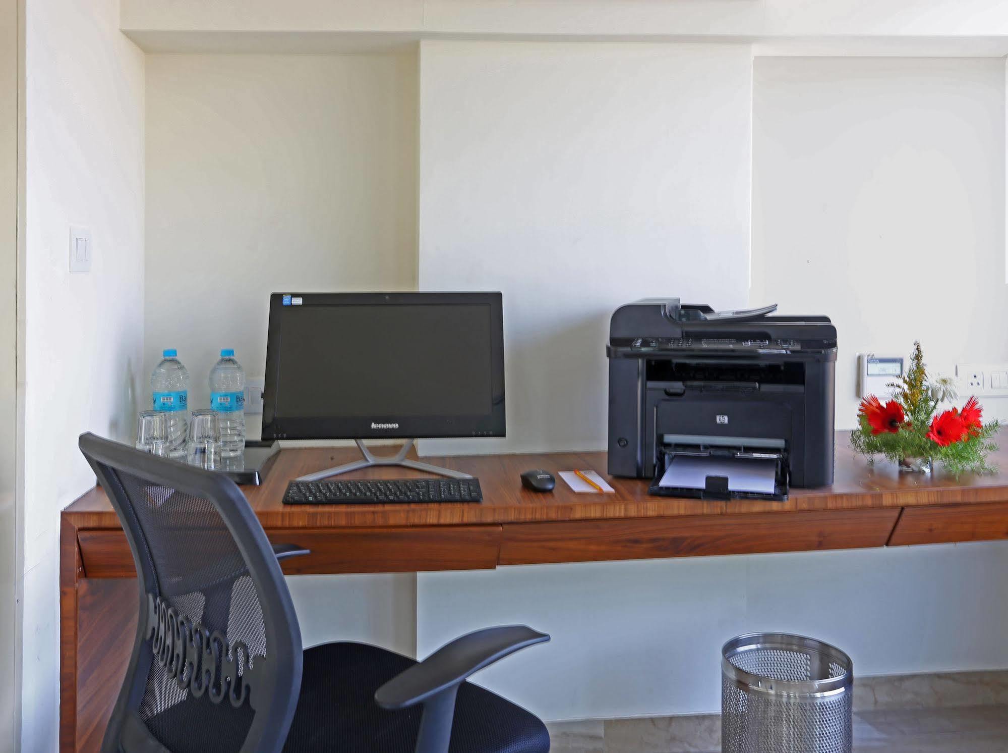 Temple Tree Hotel Shirdi Dış mekan fotoğraf